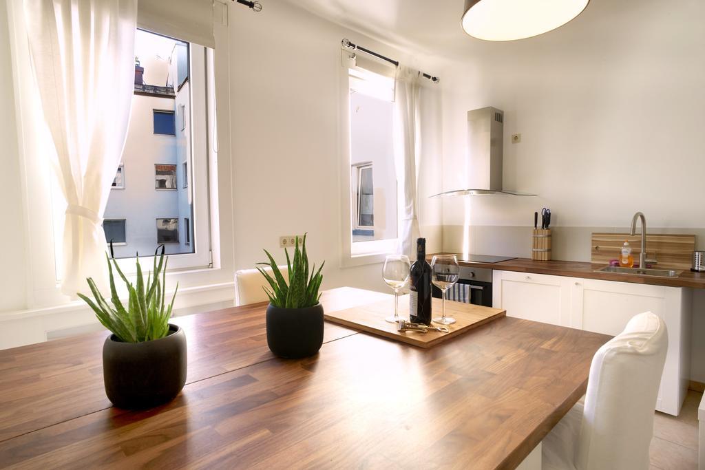 Operastreet City Center Apartment "Bangkok" In Виена Екстериор снимка